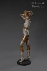 Femme fatale by Christian Maas, Epreuve taille nature en bronze patiné brun et argent, sold Oct 2023