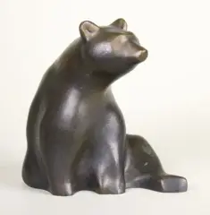 Ours polaire by Claude Lhoste, Epreuve en bronze à patine noire nuancée, sold Jun 2015