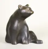 Ours polaire by Claude Lhoste, Epreuve en bronze à patine noire nuancée, sold Jun 2015