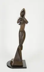Statuette géométrique by Alexander Archipenko, bronze sculpture, sold Jun 2023