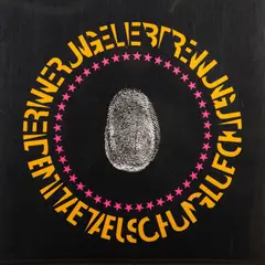 Graphik Fingerabdruck und Künstler-Teller Nr. 8 by Ferdinand Kriwet, 1971, pencil, sold Oct 2025