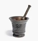 Italien, 16./17.Jh by Mörser mit Pistill, bronze, sold Jun 2026