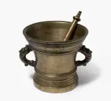 Deutsch 17./18.Jh by Mörser mit Pistill, bronze, sold Jun 2026