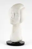 Buste de femme by Hans Martin Schleeh, Marbre blanc, sold May 2022