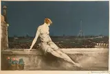 Élégante devant la Tour-Eiffel by Louis Icart, Eau-forte et aquatinte en couleurs signée à la mine de plomb en bas à droite, sold Nov 2007
