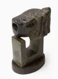 Kopfschaukel by Thomas Lange, 1986, bronze, sold Sep 2025