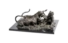 A bronze group of three lionesses sharing a kill by Robert Glen, BRONZE, sold Feb 2023