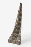 Vanishing Edge Round by Jesús Moroles, c.1990, carved Italian red granite, sold Mar 2021