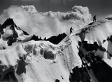 Cordée sur la corniche by Pierre Tairraz, Photographie noir et blanc, sold Dec 2018