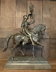 Portrait équestre de Jeanne d'Arc à l'étendard by Eutrope Bouret, Épreuve en bronze à patine médaille, sold May 2025