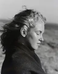 Marilyn monroe (inner harmony) by Andre de Dienes, print, offered Aug 2022