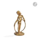 ÉDITION LA MAISON MODERNE L’Enfant au cerceau, Paris, le modèle créé vers [1902) by Bernhard Hoetger, Épreuve en bronze, sold Oct 2024