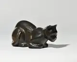Silva Poseidon Fondeur Chat couché by Michel Tardy, Bronze à patine brun foncé, sold Jun 2025