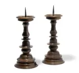 Deutsch, 17.Jh by 1 Paar Altarleuchter, bronze, offered Sep 2024