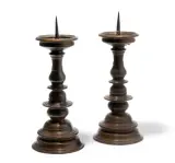 Deutsch, 17.Jh by 1 Paar Altarleuchter, bronze, offered Jun 2024