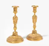 Frankreich, Louis XVI-Stil, 19.Jh by 1 Paar Kerzenleuchter, bronze, sold Mar 2024