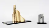 Sans titre by Yves Trudeau, Bronze à patine dorée, sold Mar 2021