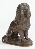 FONDEUR BARBEDIENNE « Lion assis by Antoine-Louis Barye, Épreuve en bronze à patine brune nuancée, sold May 2025