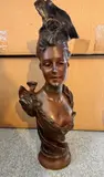 Femme au tricorne by Victor-Léopold Bruynell, Bronze à patine chocolat, sold Oct 2024