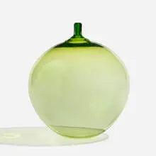 Apple vase by Ingeborg Lundin, 1957, blown glass, sold Nov 2022