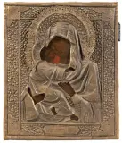 Russisch, Ende 19.Jh by Gottesmutter von Wladimir mit Silberoklad, tempera, offered Sep 2023