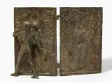 Selbstständig by Erich Hauser, 1998, bronze, sold Sep 2023