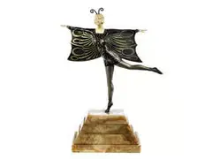 Tänzerin als Schmetterling by L. Maupertuis, bronze, sold Sep 2017
