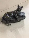 Lionne allongée by Charles Valton, Bronze patinée signée sur la terrasse et cachet précisant "cire perdue", sold Sep 2018