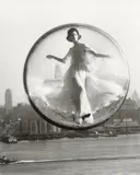 New York, Harper's Bazaar by Melvin Sokolsky, 1963, Silbergelatineabzug, 1996, sold Dec 2024