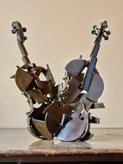 Colère de violon by Fernandez Arman, Épreuve en bronze de patine brune, sold Dec 2024