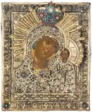 Russisch, 19.Jh by Gottesmutter von Kasan mit Silberbasma und Perlenoklad, tempera, sold Sep 2018