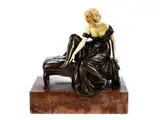 Junge Frau Beim Ankleiden auf Einem Divan Sitzend by Peter Tereszczuk, bronze, sold Sep 2017