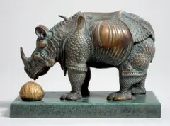 Le Rhinocéros by Salvador Dalí, Bronze à patine vert florentin et mordorée, sold Jun 2014