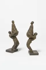 Sans titre (Serre-livres) by Juan Muñoz, 1993, Bronze à patine brune, sold Jun 2025