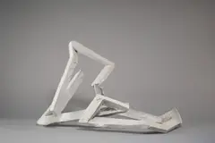 A different path by Richard Deacon, 2011, Acryl auf Polyesterharz. Höhe: 37 cm (14 ⅝ in.), sold Jun 2016