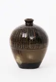 A Wenford Bridge vase by Danlami Aliyu, sculpture, sold Nov 2015