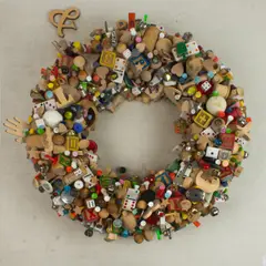 Untitled (Wreath) by Thomas Steward, mixed media assemblage, sold Aug 2024