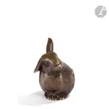 Lapin assis, le modèle créé vers [1921] by Édouard-Marcel Sandoz, Épreuve bronze patiné brun nuancé, sold Jun 2023