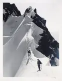 Deux alpinistes sur une crête by Georges Tairraz Ii, Photographie, sold Feb 2012