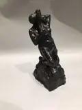 L’étreinte by Yvonne Serruys, Épreuve en bronze patiné, sold Mar 2021