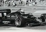 Senna dans sa Lotus Renault Turbo, Grand Prix de France by Serge Ihler, 1985, Tirage photographique, sold Jul 2024