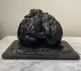 Deux babouins enlacés by Guido Righetti, Bronze à patine brune signé sur le socle, sold Jun 2024