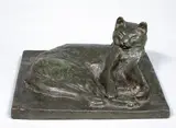 Chat couché by Théophile Steinlen, Bronze à patine brun-vert, sold Nov 2009