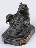 Ours assis numéro 2 by Antoine-Louis Barye, Bronze à patine brune portant Barye sous la patte arrière droite, sold Feb 2011