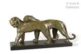 Deux panthères by André Becquerel, Epreuve en bronze à patine verte, sold Dec 2019