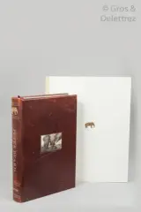 ?Le Livre de Peter Beard?» Ouvrage relié plein cuir by Peter Beard, Photographie numérotée, sold Dec 2019