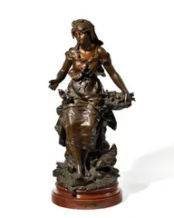 Fermière aux oiseaux by Hippolyte Moreau, Bronze à patine brune, sold Apr 2024