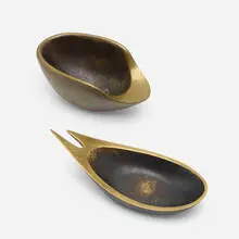 Ashtrays model 3597 and model 3627, set of two by Carl Auböck, c. 1950, patinated brass, sold Jul 2022
