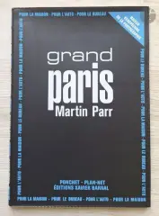 [signé] Grand Paris. Éditions Xavier Barral, 2014. In-4 (30,5 x 21,5 cm). Édition originale by Martin Parr, Photographie, avec par ordre d'apparition devant l'objectif de Martin Parr: le Sacré-Coeur, sold Oct 2026