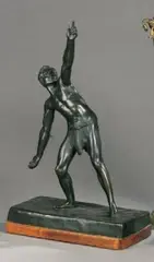 Lanceur de javelot by Demetre Chiparus, Bronze à patine verte, sold Jun 2011